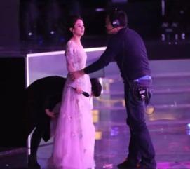 明星登台紧张,明星登台前的心理揭秘