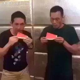 搞笑吃瓜大叔图片大全,欢乐瞬间大盘点！